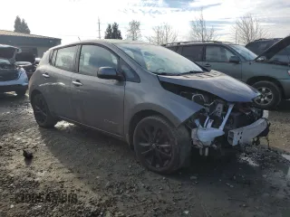 2017 Nissan LEAF S with VIN 1N4BZ0CP8HC302594, listed as a Copart auction lot 86943114 with 37,740 mi miles and Salvage Title. Bid and sale history available at carsss.com. Image 4.