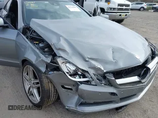 2013 Mercedes-Benz E-Class E 350 with VIN WDDKJ8JB9DF215261, listed as a IAAI auction lot 41634201 with 92,610 mi miles. Bid and sale history available at carsss.com. Image 6.
