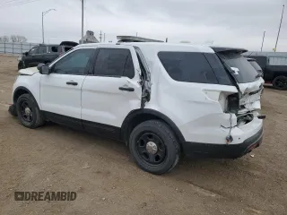 2016 Ford Utility Police Interceptor with VIN 1FM5K8AR4GGC14918, listed as a Copart auction lot 87609665 with 0 mi miles and Salvage Title. Bid and sale history available at carsss.com. Image 2.