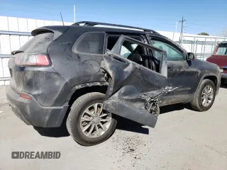 2019 Jeep Cherokee Altitude z VIN 1C4PJMLX8KD282895, wystawiony jako Copart lot #47054495 z przebiegiem 159 831 mil mil oraz Szkoda całkowita • Salvage title. Historia ofert i sprzedaży dostępna na DreamBid. Obrazek 3.