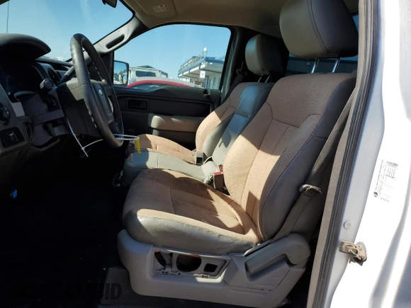 2009 Ford F-150 XL with VIN 1FTRF12W59KA23790, listed as a Copart auction lot 43798315 with 193,693 mi miles and Clean title. Bid and sale history available at DreamBid. Image 7.