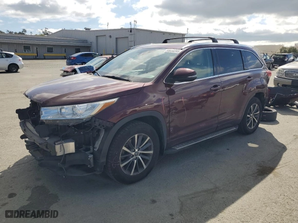 2017 Toyota Highlander XLE with VIN 5TDJZRFH6HS416431, listed as a Copart auction lot 50658395 with 183,269 mi miles and Salvage Title. Bid and sale history available at carsss.com. Image 1.
