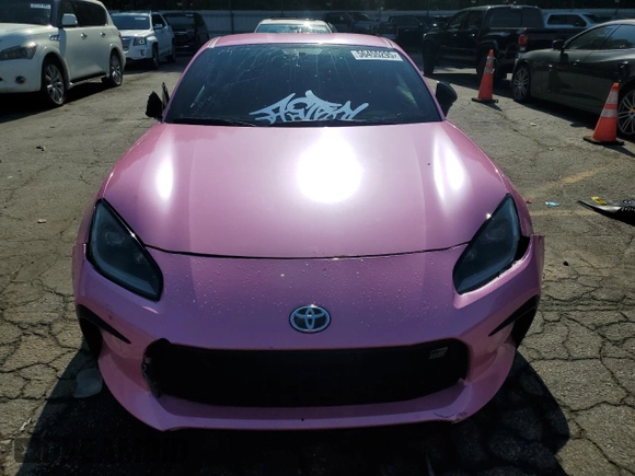 2022 Toyota 86 z VIN JF1ZNBC14N8751366, wystawiony jako Copart lot #56455295 z przebiegiem 33 138 mil mil oraz Szkoda całkowita • Salvage title. Historia ofert i sprzedaży dostępna na DreamBid. Obrazek 5.