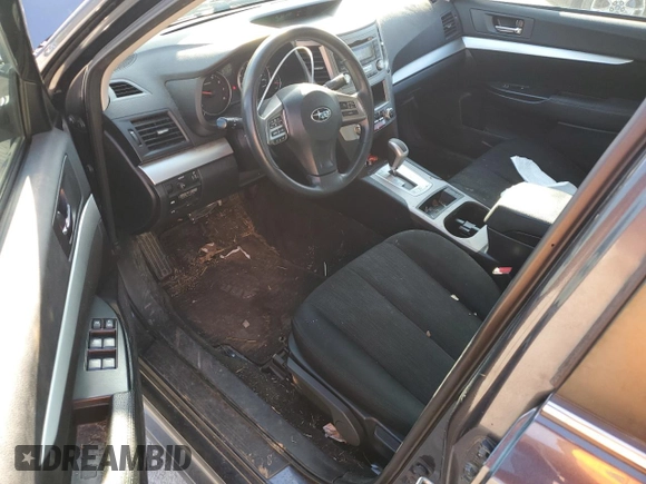 2013 Subaru Legacy 2.5i z VIN 4S3BMBA67D3035859, wystawiony jako Copart lot #52052765 z przebiegiem 197 732 mil mil oraz Szkoda całkowita • Salvage title. Historia ofert i sprzedaży dostępna na DreamBid. Obrazek 8.