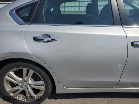 2015 Nissan Altima SL with VIN 1N4BL3AP8FC466320, listed as a Copart auction lot 61058295 with 96,299 mi miles and Salvage title. Bid and sale history available at DreamBid. Image 10.