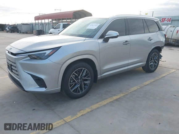 2024 Lexus TX 350 with VIN 5TDAAAA61RS000500, listed as a IAAI auction lot 41847514 with 7,952 mi miles and . Bid and sale history available at DreamBid. Image 18.
