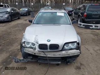 2001 BMW 3 Series 330i with VIN WBAAV53421JS90915, listed as a IAAI auction lot 41633836 with 215,109 mi miles. Bid and sale history available at carsss.com. Image 12.