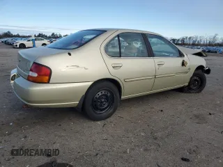 1998 Nissan Altima XE with VIN 1N4DL01D8WC251694, listed as a Copart auction lot 48086535 with 254,686 mi miles and Salvage Title. Bid and sale history available at carsss.com. Image 3.