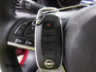 2024 Nissan Sentra SV z VIN 3N1AB8CV9RY207819, wystawiony jako IAAI lot #41788609 z przebiegiem 11 229 mil mil oraz . Historia ofert i sprzedaży dostępna na DreamBid. Obrazek 11.