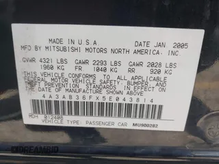 2005 Mitsubishi Galant ES z VIN 4A3AB36FX5E043814, wystawiony jako IAAI lot #42166789 z przebiegiem 215 921 mil mil oraz . Historia ofert i sprzedaży dostępna na DreamBid. Obrazek 9.
