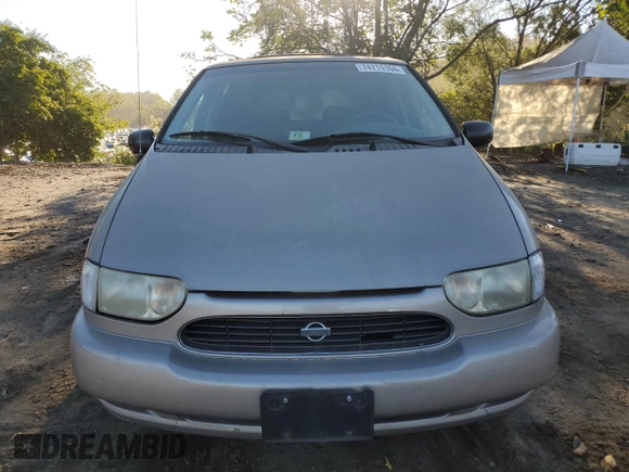 2000 Nissan Quest GXE z VIN 4N2XN11T1YD846668, wystawiony jako Copart lot #74711164 z przebiegiem 133 947 mil mil oraz Szkoda całkowita • Salvage title. Historia ofert i sprzedaży dostępna na DreamBid. Obrazek 5.
