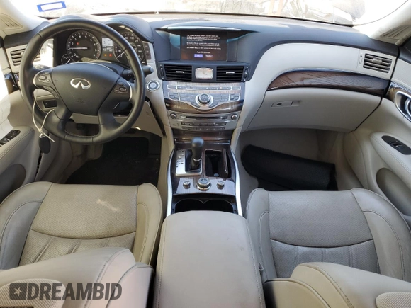 2018 Infiniti Q70 Luxe with VIN JN1BY1PP1JM330463, listed as a Copart auction lot 82692854 with 66,300 mi miles and Salvage title. Bid and sale history available at DreamBid. Image 8.