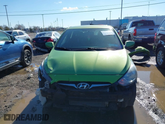 2013 Hyundai Accent GS z VIN KMHCT5AE9DU072191, wystawiony jako IAAI lot #41802024 z przebiegiem 52 491 mil mil oraz . Historia ofert i sprzedaży dostępna na DreamBid. Obrazek 13.