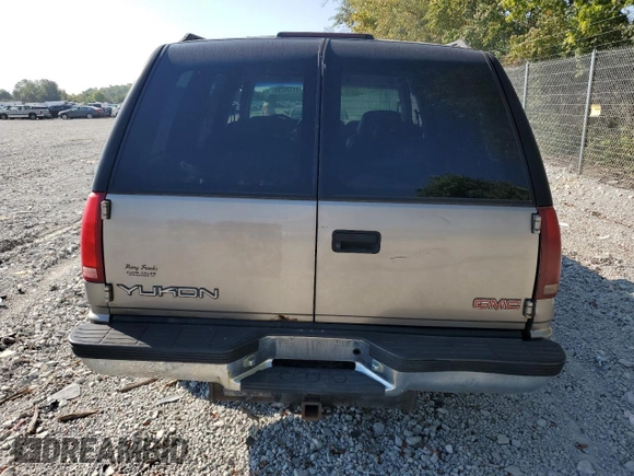 1999 GMC Yukon with VIN 1GKEK13R5XJ725991, listed as a Copart auction lot 71176784 with 245,481 mi miles and Clean Title. Bid and sale history available at carsss.com. Image 6.