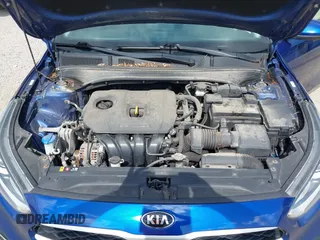 2019 Kia Forte LXS z VIN 3KPF24AD0KE135616, wystawiony jako IAAI lot #42277938 z przebiegiem 71 995 mil mil oraz . Historia ofert i sprzedaży dostępna na DreamBid. Obrazek 10.