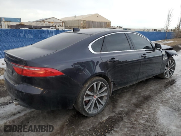 2017 Jaguar XF 35t Prestige with VIN SAJBK4BV0HCY46742, listed as a Copart auction lot 88549545 with 88,643 mi miles and Salvage Title. Bid and sale history available at carsss.com. Image 3.