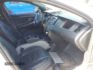 2015 Ford Police Interceptor с VIN 1FAHP2L82FG170054, выставлен на аукционе IAAI как лот 42778860 с пробегом 107 551 миль миль и . История ставок и продаж доступна на DreamBid. Изображение 5.