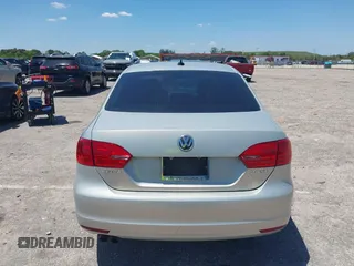 2011 Volkswagen Jetta Sedan SE w/Convenience & Sunroof with VIN 3VWDX7AJ9BM316541, listed as a IAAI auction lot 42037920 with 83,658 mi miles. Bid and sale history available at carsss.com. Image 16.