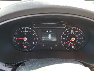 2020 Kia Sorento LX with VIN 5XYPG4A3XLG711889, listed as a Copart auction lot 49222015 with 23,435 mi miles and Salvage Title. Bid and sale history available at carsss.com. Image 9.