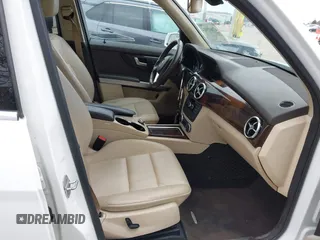 2014 Mercedes-Benz GLK 350 with VIN WDCGG8JB5EG318844, listed as a IAAI auction lot 41893624 with 141,320 mi miles and . Bid and sale history available at DreamBid. Image 5.