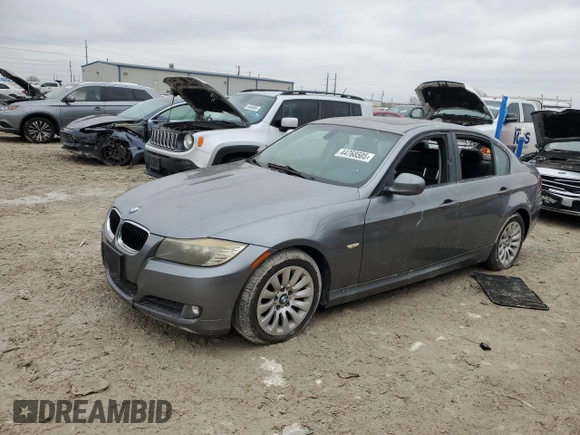 2009 BMW 3 Series 328i with VIN WBAPH77519NM28092, listed as a Copart auction lot 44768505 with 0 mi miles and Clean Title. Bid and sale history available at carsss.com. Image 1.