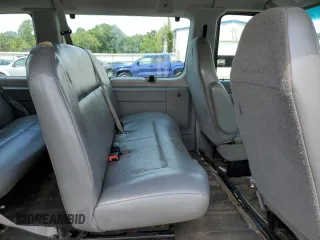 2008 Ford Econoline Passenger XL z VIN 1FBNE31L08DA48608, wystawiony jako Copart lot #58500125 z przebiegiem 177 915 mil mil oraz Szkoda całkowita • Salvage title. Historia ofert i sprzedaży dostępna na DreamBid. Obrazek 11.