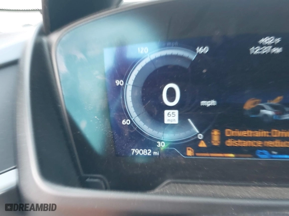 2015 BMW i8 with VIN WBY2Z2C51FV392661, listed as a IAAI auction lot 38409147 with 79,082 mi miles. Bid and sale history available at carsss.com. Image 15.