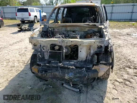 2006 Mercury Mountaineer Luxury with VIN 4M2EU37E26UJ03882, listed as a Copart auction lot 52283255 with Not provided miles and Non repairable. Bid and sale history available at DreamBid. Image 12.