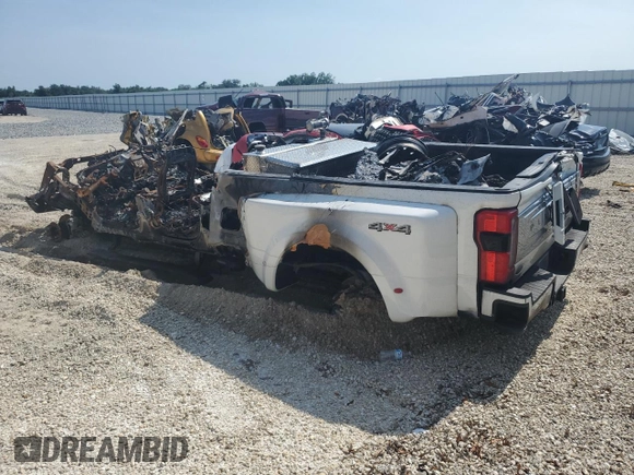 2024 Ford F-450 XL with VIN 1FT8W4DM0RED05259, listed as a Copart auction lot 51521065 with Not provided miles and Non repairable. Bid and sale history available at DreamBid. Image 2.