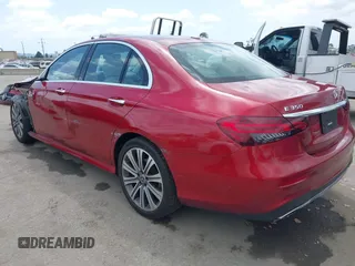 2021 Mercedes-Benz E 350 with VIN W1KZF8DB1MA977976, listed as a IAAI auction lot 42130835 with 30,584 mi miles and . Bid and sale history available at DreamBid. Image 3.