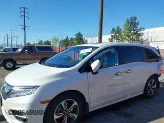 2018 Honda Odyssey Touring with VIN 5FNRL6H8XJB019122, listed as a IAAI auction lot 41820212 with 144,014 mi miles. Bid and sale history available at carsss.com. Image 15.