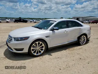 2015 Ford Taurus Limited with VIN 1FAHP2F85FG192190, listed as a Copart auction lot 62029705 with 11,580 mi miles and Salvage title. Bid and sale history available at DreamBid. Image 1.