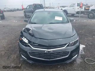 2018 Chevrolet Malibu LT with VIN 1G1ZD5ST6JF256523, listed as a IAAI auction lot 41772877 with 117,281 mi miles. Bid and sale history available at carsss.com. Image 12.