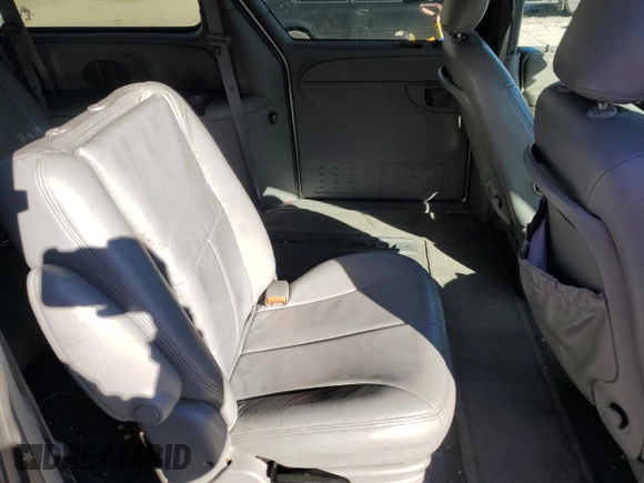 2004 Chrysler Town & Country EX with VIN 2C4GP74LX4R620129, listed as a Copart auction lot 79924594 with 190,429 mi miles and Salvage Title. Bid and sale history available at carsss.com. Image 11.