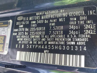 2017 Kia Sorento EX V6 with VIN 5XYPH4A55HG301314, listed as a IAAI auction lot 41858727 with 115,150 mi miles. Bid and sale history available at carsss.com. Image 9.