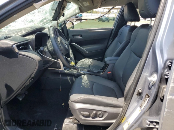 2022 Toyota Corolla Cross XLE with VIN 7MUEAAAG3NV012240, listed as a Copart auction lot 54125225 with 16,204 mi miles and Salvage title. Bid and sale history available at DreamBid. Image 7.