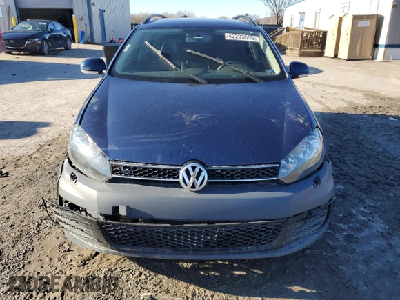 2014 Volkswagen Jetta SportWagen TDI w/Sunroof with VIN 3VWPL7AJ3EM601118, listed as a Copart auction lot 42293555 with 90,531 mi miles and Salvage Title. Bid and sale history available at carsss.com. Image 5.