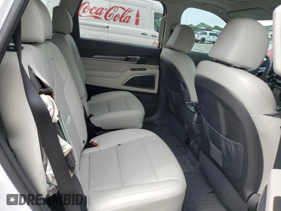 2024 Kia Telluride S with VIN 5XYP64GC5RG538334, listed as a Copart auction lot 53972225 with 14,691 mi miles and Salvage title. Bid and sale history available at DreamBid. Image 11.