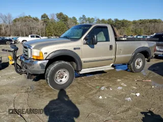 2000 Ford F-250 XL z VIN 1FTNF21L4YEA19819, wystawiony jako Copart lot #45388195 z przebiegiem 178 679 mil mil oraz Szkoda całkowita • Salvage title. Historia ofert i sprzedaży dostępna na DreamBid. Obrazek 1.
