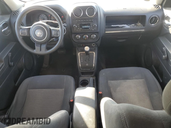 2016 Jeep Patriot Sport z VIN 1C4NJPBB0GD711842, wystawiony jako Copart lot #52802165 z przebiegiem 105 273 mil mil oraz Szkoda całkowita • Salvage title. Historia ofert i sprzedaży dostępna na DreamBid. Obrazek 8.