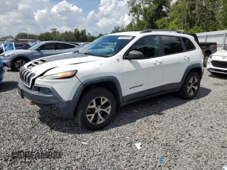 2014 Jeep Cherokee Trailhawk z VIN 1C4PJMBS5EW127753, wystawiony jako Copart lot #65244285 z przebiegiem 156 243 mil mil oraz Szkoda całkowita • Salvage title. Historia ofert i sprzedaży dostępna na DreamBid. Obrazek 1.