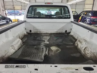 2008 Ford F-250 XL z VIN 1FTSW20538EE05153, wystawiony jako IAAI lot #42554757 z przebiegiem 162 318 mil mil oraz . Historia ofert i sprzedaży dostępna na DreamBid. Obrazek 5.