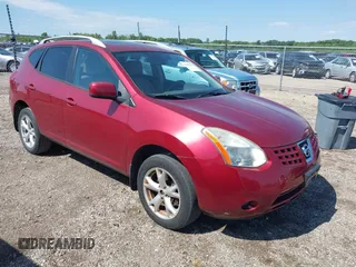2008 Nissan Rogue S z VIN JN8AS58T88W025316, wystawiony jako IAAI lot #42393282 z przebiegiem 134 817 mil mil oraz . Historia ofert i sprzedaży dostępna na DreamBid. Obrazek 1.