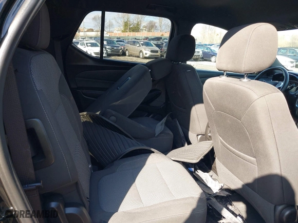2023 Chevrolet Traverse LT Cloth with VIN 1GNEVGKWXPJ170993, listed as a IAAI auction lot 41532217 with 33,596 mi miles. Bid and sale history available at carsss.com. Image 8.