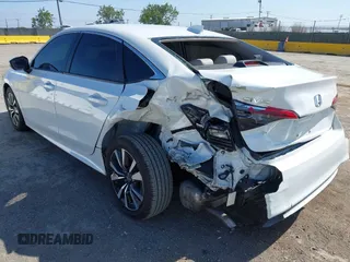 2024 Honda Civic EX z VIN 2HGFE1F74RH304237, wystawiony jako IAAI lot #42175076 z przebiegiem 24 618 mil mil oraz . Historia ofert i sprzedaży dostępna na DreamBid. Obrazek 3.
