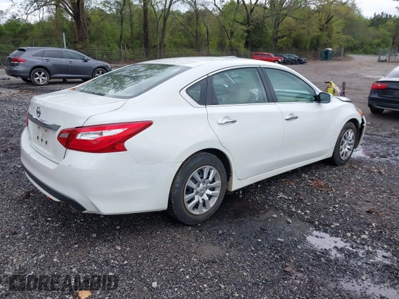 2016 Nissan Altima SR with VIN 1N4AL3AP7GC205080, listed as a IAAI auction lot 41974212 with 61,858 mi miles and . Bid and sale history available at DreamBid. Image 4.