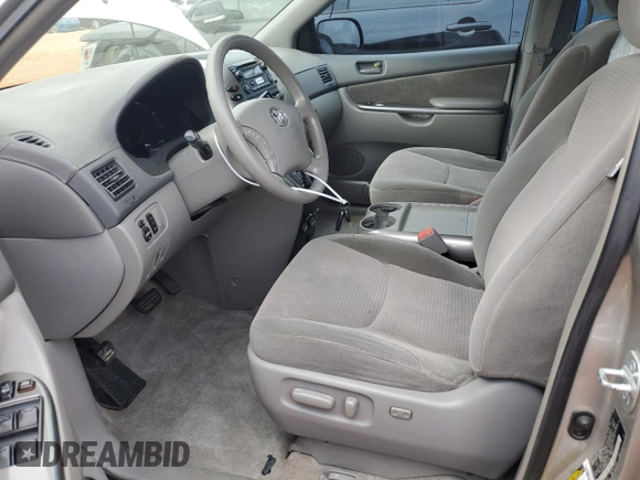 2006 Toyota Sienna CE with VIN 5TDZA23CX6S514174, listed as a Copart auction lot 54004975 with 195,685 mi miles and Salvage Title. Bid and sale history available at DreamBid. Image 7.
