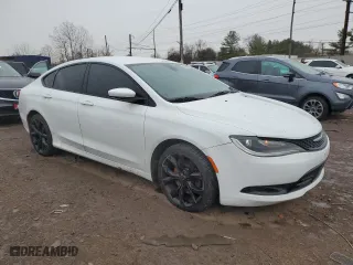 2015 Chrysler 200 S with VIN 1C3CCCBG8FN665275, listed as a Copart auction lot 46644305 with 153,144 mi miles and Clean Title. Bid and sale history available at carsss.com. Image 4.