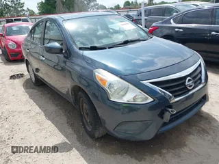 2015 Nissan Versa SV with VIN 3N1CN7AP8FL894119, listed as a IAAI auction lot 42045945 with 88,458 mi miles. Bid and sale history available at carsss.com. Image 1.