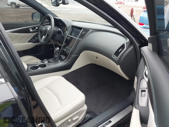 2023 Infiniti Q50 Sensory z VIN JN1EV7CP9PM511527, wystawiony jako IAAI lot #42490195 z przebiegiem 34 031 mil mil oraz . Historia ofert i sprzedaży dostępna na DreamBid. Obrazek 5.